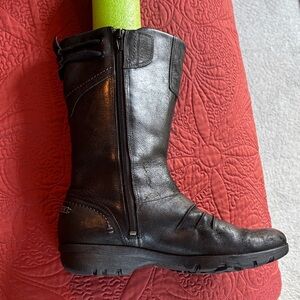 MERRELL Vera  Stylish Black Leather Women's Boots